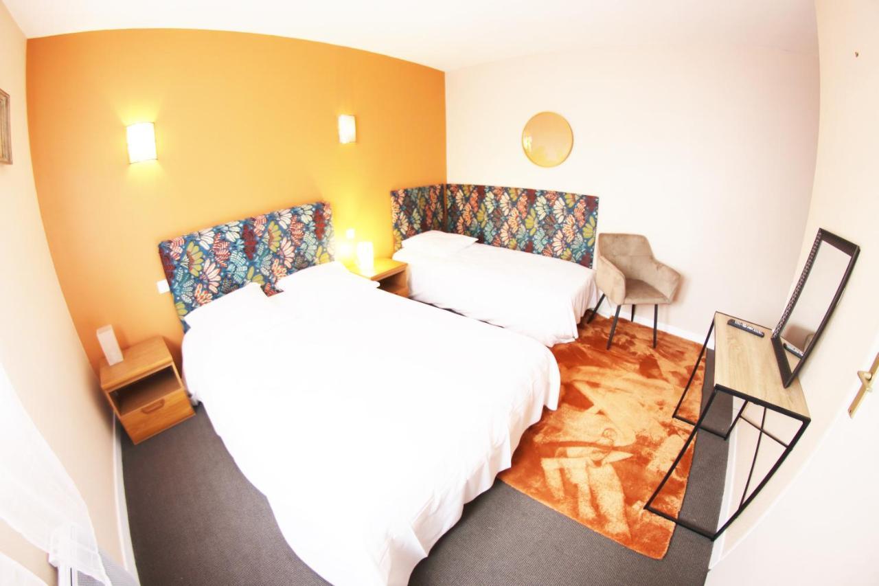 Hotel & Cantine De La Plage レ・サ​​ーブル・ドロンヌ エクステリア 写真